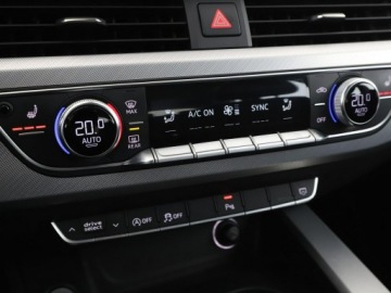 Audi A4 B9 Avant 2.0 TFSI ultra 190KM 2016 Audi A4 Avant S-tronic klima auto (3 strefy) navi, zdjęcie 27