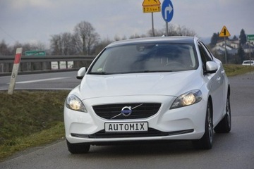 Volvo V40 II Hatchback 1.6 D2 115KM 2015 Volvo V40 1.6HDI Ocean Race nawi doinwestowany
