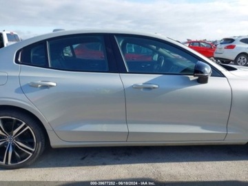 Volvo 2019 Volvo S60 Volvo S60 T5 FWD R-Design 2.0 Benzyna 258KM, zdjęcie 8