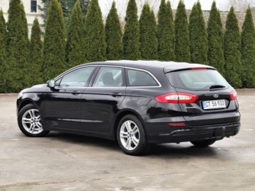 Ford Mondeo V Kombi 2.0 TDCi 150KM 2017 Ford Mondeo Ford Mondeo 2.0 TDCilakier fabrycznynowy rozrzadnowe hamulceop, zdjęcie 27