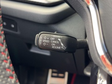 Skoda Octavia IV RS Liftback 2.0 TSI 245KM 2023 Skoda Octavia 2.0TSI 245KM RS SerwisASO Acc Dcc Kessy Virtual Matrix FV23, zdjęcie 23
