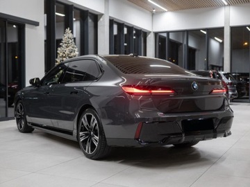 BMW Seria 7 G70 Sedan 3.0 40d 299KM 2026 BMW Seria 7 740d xDrive Sport Sedan 3.0 (299KM) 2026, zdjęcie 3