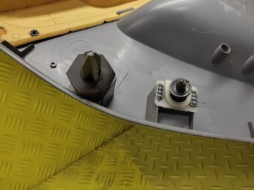 FORD C-MAX ОБИВКА СТОРОНЫ ЗАДНЕЙ ПРАВОЙ ДВЕРИ