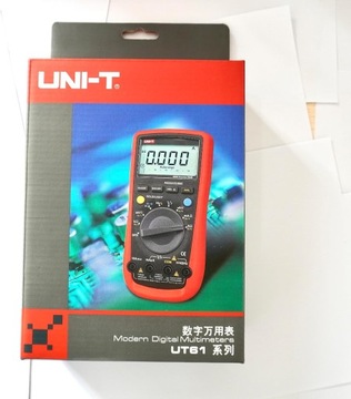 Ручной мультиметр UNI-T UT61E
