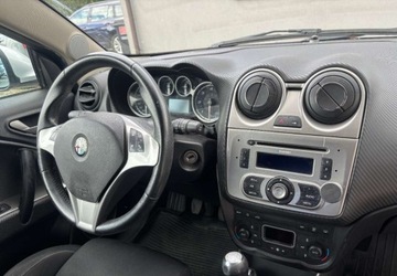 Alfa Romeo MiTo Hatchback 3d 1.6 JTDM 120KM 2009 Alfa Romeo Mito Alfa Romeo Mito 1.6 Diesel 120KM, zdjęcie 9