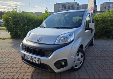 Fiat Qubo Qubo Seria 1 1.4 77KM 2017 Fiat Qubo Zarejestrowany - Bezwypadkowy - Klima - Super stan 1.4 77KM