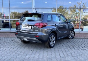 Suzuki 2024 Suzuki Vitara Premium 1,4 mild Hybrid 2WD 6MT Titan Dark Gray Auto demons, zdjęcie 4