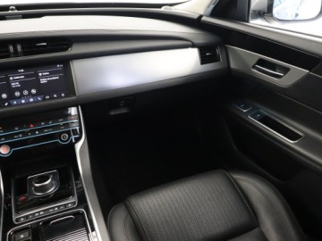 Jaguar XF II Sportbrake 2.0 i4D 240KM 2019 Jaguar XF 25d AWD, Salon Polska, 1. Właściciel, zdjęcie 7