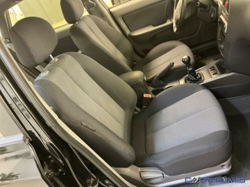 Hyundai Elantra III Sedan 2.0 i 16V 143KM 2006 Hyundai Elantra 2.0i I wlasciciel Serwis Bezwypadkowy 2.0 Benzyna 143KM, zdjęcie 17