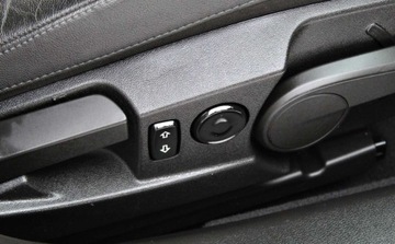 Opel Insignia I Sports Tourer 2.0 CDTI ECOTEC 160KM 2011 Opel Insignia 2.0 Cdti Navi Skorzana tapicerka OPC-line Tryby jazdy Gwar, zdjęcie 17