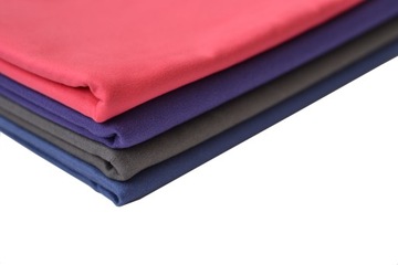 Быстросохнущее полотенце из микрофибры 130х80 темно-синее.