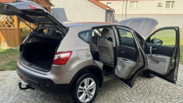 Nissan Qashqai I Crossover 2.0 140KM 2010 Nissan Qashqai 2.0 Benzyna 141KM z Niemiec, HAK, zdjęcie 12