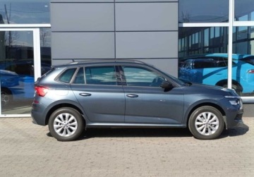 Skoda Kamiq Crossover 1.5 TSI 150KM 2019 Skoda Kamiq 1.5 PB 150KM Amibtion Salon PL Serwis ASO Gwarancja SmartLink, zdjęcie 4