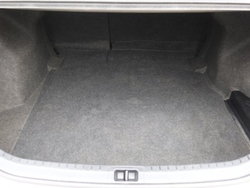 Toyota Corolla X Sedan Facelifting 1.6 Valvematic 132KM 2014 Toyota Corolla 1.6 Valvematic, Salon Polska, zdjęcie 13