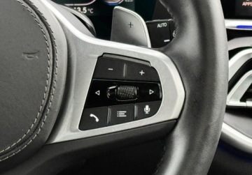 BMW X5 G05 M SUV 4.4 M50i 530KM 2022 BMW X5 I wlasciciel V8 Hak PL Gwarancja Bezwypadkowy FVAT23, zdjęcie 20