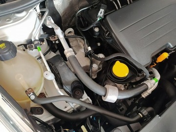 Renault Clio IV Hatchback 5d Facelifting 1.2 75KM 2017 Renault Clio 1,2 75KM Limited ,Bezwypadkowy, zdjęcie 14