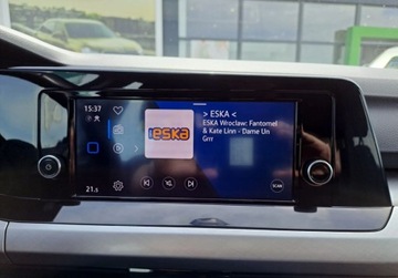 Volkswagen Golf VIII Hatchback 1.5 TSI EVO 130KM 2021 Volkswagen Golf EVO Life 1.5 TSI 130KM Czujniki Tempomat LED Clima ASO, zdjęcie 10