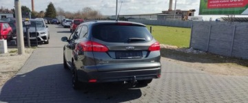 Ford Focus III Kombi Facelifting 1.0 EcoBoost 125KM 2016 Ford Focus navi , ladny , zadbany,nowy rozrzad w aso ford,bezwypadek 125KM, zdjęcie 5