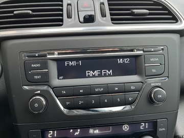 Renault Kadjar Crossover 1.2 Energy TCe 130KM 2016 Renault Kadjar 1.2 benzyna 130 KM zarej w PL 6 biegow zadbany zamiana, zdjęcie 15