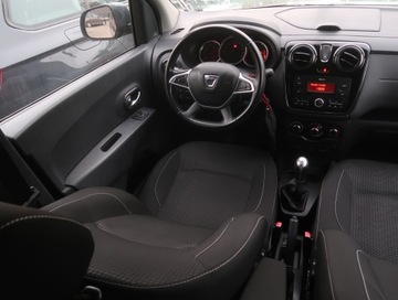 Dacia Lodgy Minivan Facelifting 1.6 SCe 102KM 2017 Dacia Lodgy 1.6 SCe, Salon Polska, Serwis ASO, zdjęcie 6