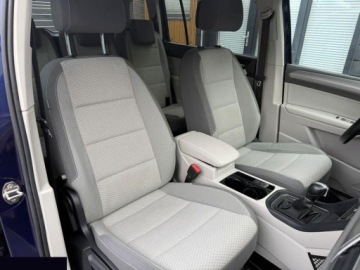 Volkswagen Touran III 1.6 TDI 110KM 2016 Volkswagen Touran 1.6d 110KM 2016r automat, zdjęcie 20