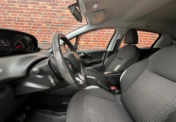 Peugeot 208 I Hatchback 3d 1.2 VTI 82KM 2014 Peugeot 208 Salon PL Czujniki Kamera niski przebieg Gwarancja w cenie Waw, zdjęcie 10
