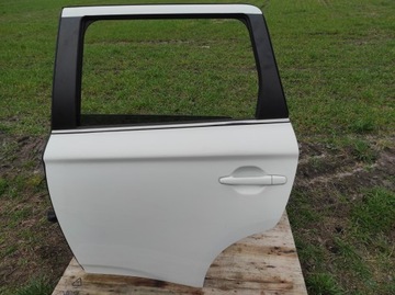 DVEŘE LEVÉ ZADNÍ OUTLANDER III FACELIFT ORIGINÁLNÍ W BARVA W37 KOMPLETNÍ