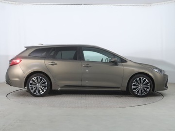 Toyota Corolla XII TS Kombi 1.2 Turbo D-4T 116KM 2020 Toyota Corolla 1.2 Turbo, Salon Polska, zdjęcie 5