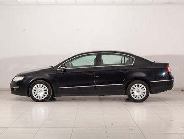Volkswagen Passat B6 Sedan 2.0 TDI 140KM 2008 VW Passat 2.0 TDI, Klima, Klimatronic, El. szyby, zdjęcie 2