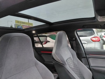 Volkswagen Golf VIII Variant 1.5 TSI 150KM 2023 Volkswagen Golf R Line Panorama Kamera Harman Kardon 1.5 Benzyna 150KM, zdjęcie 15