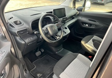 Citroen Berlingo III e-Osobowy M 50 kWh 136KM 2023 Citroen Berlingo Elektryk LED Kamera Sensor Asystent Pasa 7 osobowe 136KM, zdjęcie 5