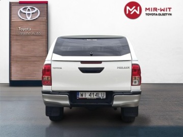 Toyota Hilux VIII Pojedyncza kabina 2.4 D-4D 150KM 2017 Toyota Hilux 2.4 D-4D Double Cab DLX 4x4 Toyota Hi, zdjęcie 3