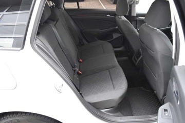 Volkswagen Golf VIII Variant 2.0 TDI 150KM 2022 Volkswagen Golf SalonPL TDI 150KM DSG Variant Pakiety SideAssist Czujniki, zdjęcie 32