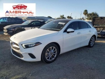 Mercedes Klasa A W177/V177 2019 Mercedes-Benz Klasa A 2.0L , od ubezpieczalni 2.0 Benzyna 188KM
