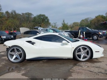 Ferrari 2017 Ferrari 488 GTB 2017 3.9l 3.9 Benzyna 660KM, zdjęcie 7