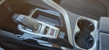 Peugeot 3008 II Crossover 1.5 BlueHDI 130KM 2020 Peugeot 3008 Bezwypadkowy BlueHDi 130 Acitve Pack, zdjęcie 33