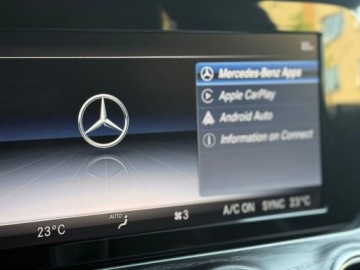 Mercedes Klasa E W213 Kombi Plug-in Facelifting 2.0 E300de 306KM 2020 Mercedes-Benz Klasa E 300 DE hybryda plug-In pakiet AMG serwis ASO pakiet, zdjęcie 11