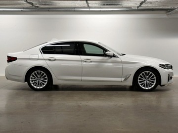 BMW Seria 5 G30-G31 Limuzyna Facelifting 2.0 520i 184KM 2021 BMW 520 AdaptiveLED/ Harman/ Aktywny Tempomat/ Dos, zdjęcie 5