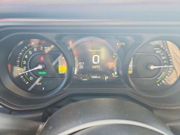 Jeep Wrangler IV Sahara Plug-In Seria 6 2.0 4xe 381KM 2024 Jeep Wrangler JEEP WRANGLER 4XE 2.0 Hybryda 380KM, zdjęcie 10