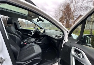 Peugeot 2008 I SUV Facelifting 1.2 PureTech 110KM 2018 Peugeot 2008 Peugeot 2008 PureTech 110 StopampStart Crossway 1.2 Benzyna, zdjęcie 23