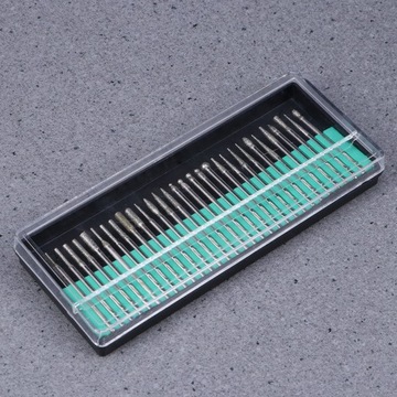 30 szt. Punkt mocowany diamentem o średnicy 235 mm