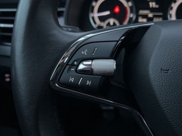 Skoda Scala Hatchback 1.0 TSI 110KM 2023 Skoda Scala 1.0TSI 110KM Ambition SalonPL SerwisASO SmartLink Led Alarm FV, zdjęcie 15