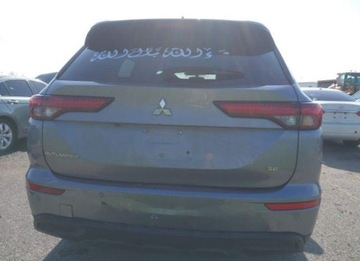 Mitsubishi Outlander III 2022 Mitsubishi Outlander 2022, 2.5L, 4x4, SE S-AWC, od ubezpieczalni 2.5 181KM, zdjęcie 1