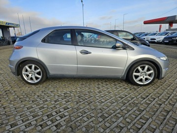 Honda Civic VIII Hatchback 3d 1.8 i-VTEC 140KM 2007 Honda Civic 1,8 benzyna+lpg 140KM, zdjęcie 18