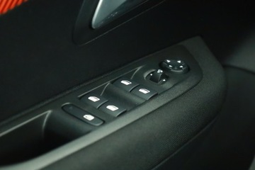 Peugeot 208 II Hatchback 1.2 PureTech 75KM 2022 Peugeot 208 1.2 PureTech, Salon Polska, zdjęcie 18