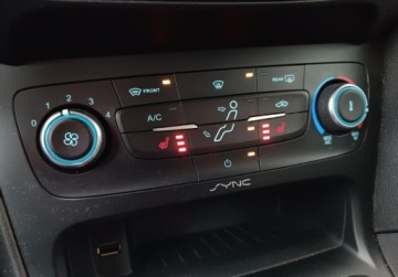 Ford Focus III Sedan Facelifting 1.5 TDCi 120KM 2018 Ford Focus 1.5 TDCI 120KM P.Zima SalonPL SerwisASO FV23 Gwarancja 1.5, zdjęcie 15