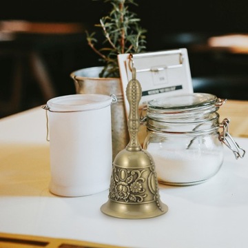 Ручной ресторанный звонок.