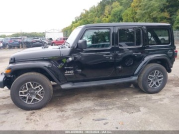 Jeep 2024 Jeep Wrangler 2024 Jeep Wrangler Sahara 4 Door 4x4 3.6 Benzyna 285KM, zdjęcie 10