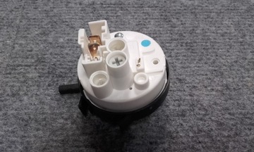 Hydrostat pralka Whirlpool AWO/D