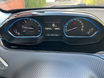 Peugeot 2008 I SUV Facelifting 1.6 BlueHDi 99KM 2016 Peugeot 2008 1.6 diesel 99 KM kamera zarejestrowany w PL zadbany zami, zdjęcie 8
